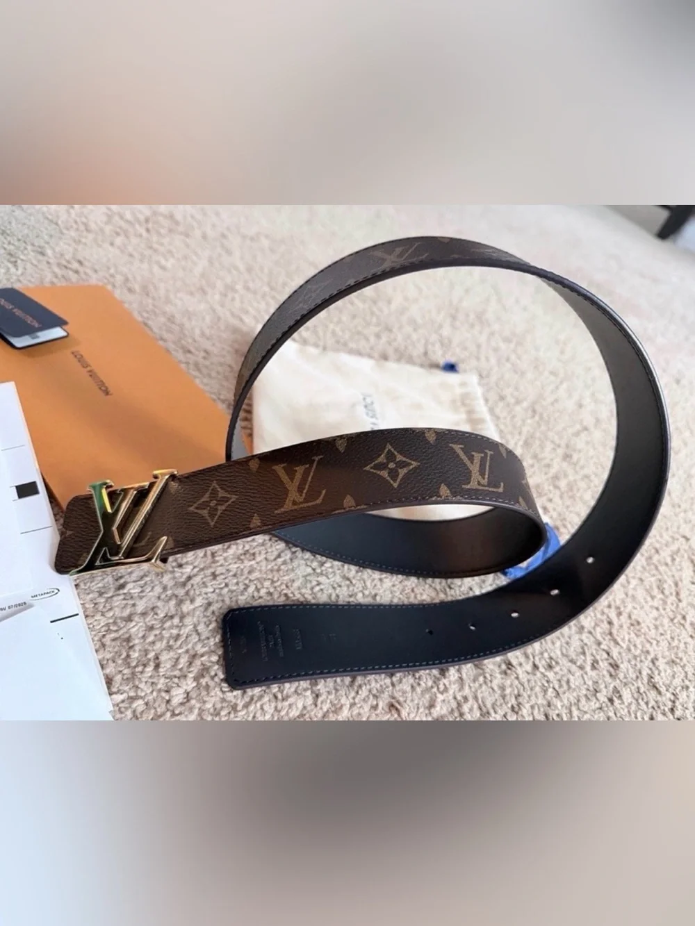 LOUIS VUITTON